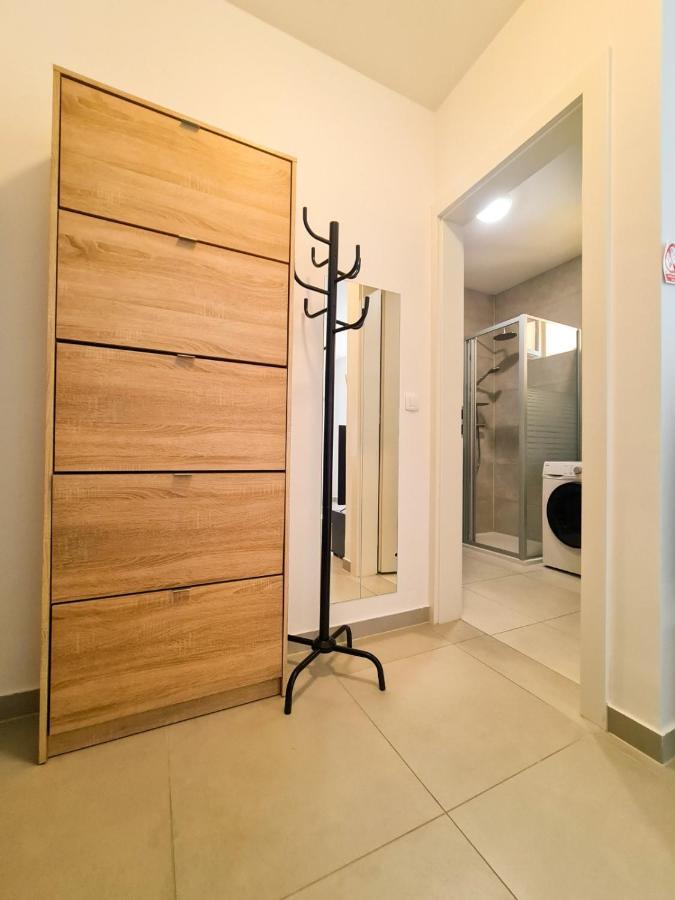 Leon Apartment
